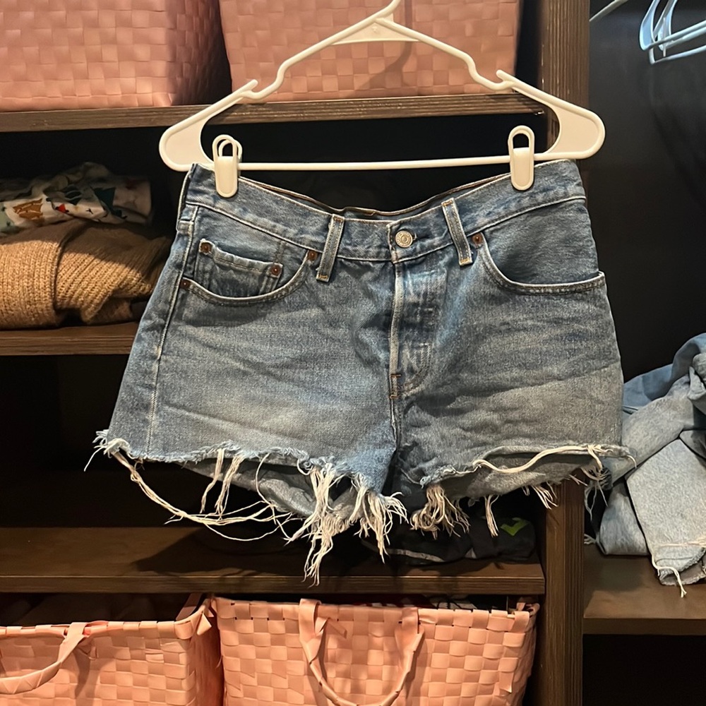 Levi’s jeans shorts